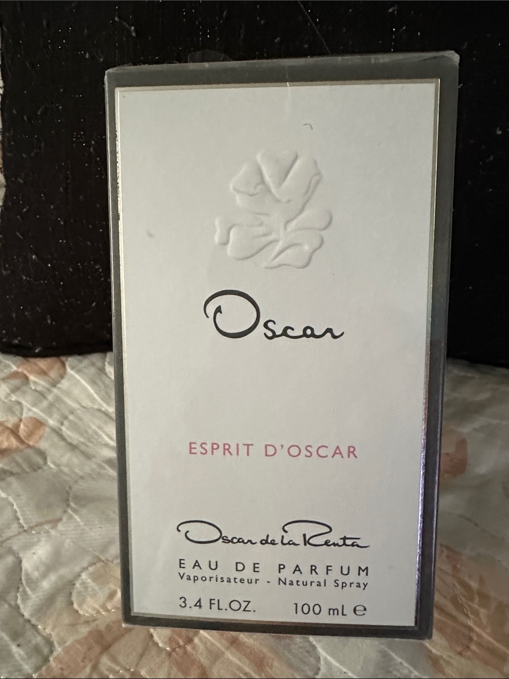 Oscar de la Renta White & Pink Esprit D'Oscar Fragrance Box. New